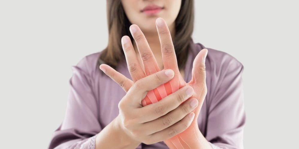 Redness of the skin and increased pain in the finger joints are symptoms of rheumatoid arthritis.